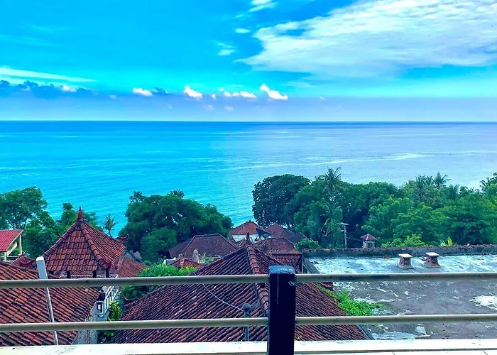 Titi Sedana * Amed (Bali)
